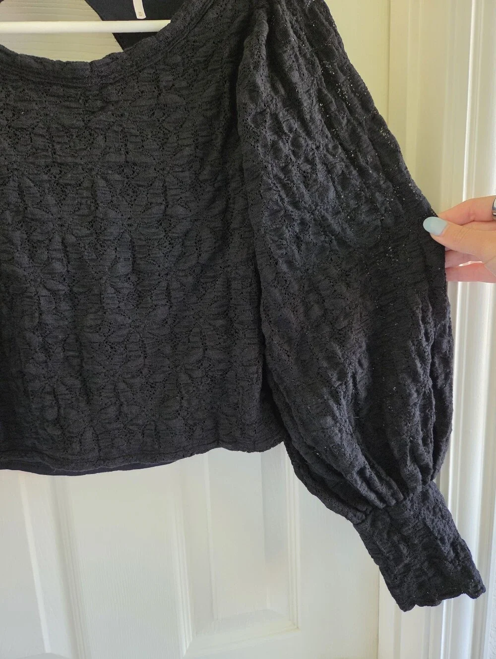 Free People Tea Time Top‎ Black Lace Puff Sleeve Open Back Cropped Blouse Size M